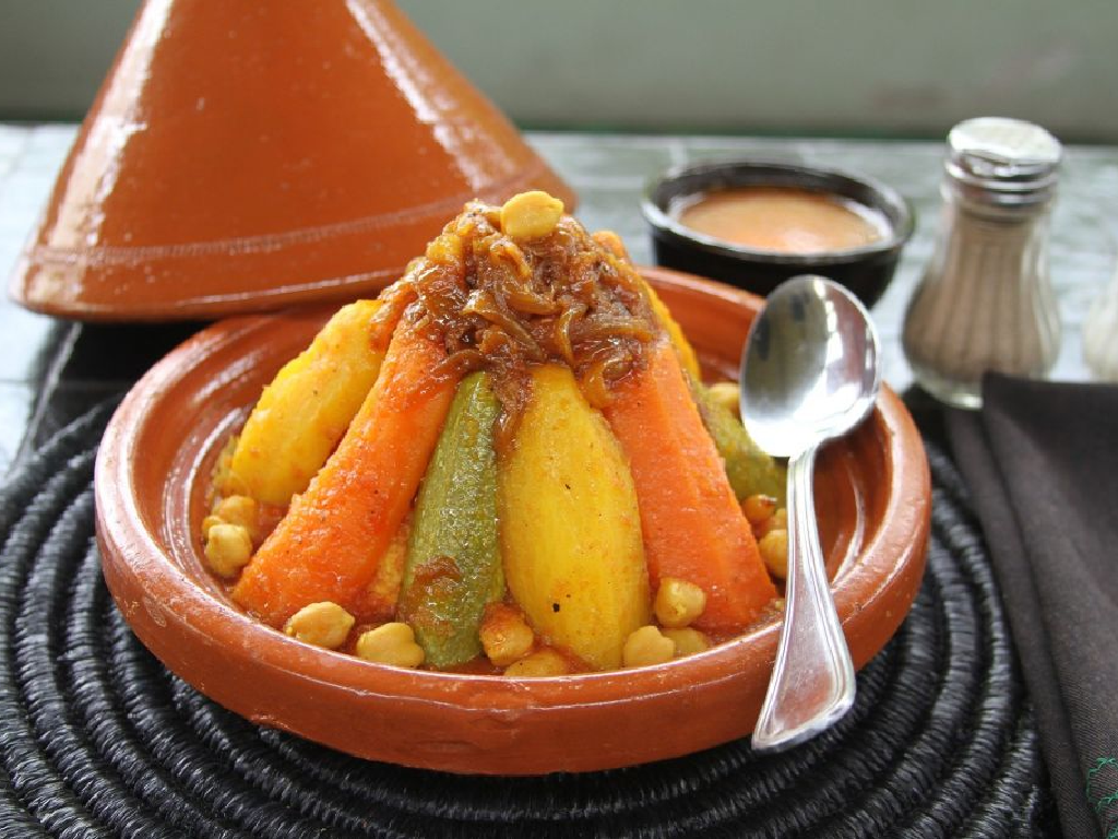 couscous plat traditionnel tunisien