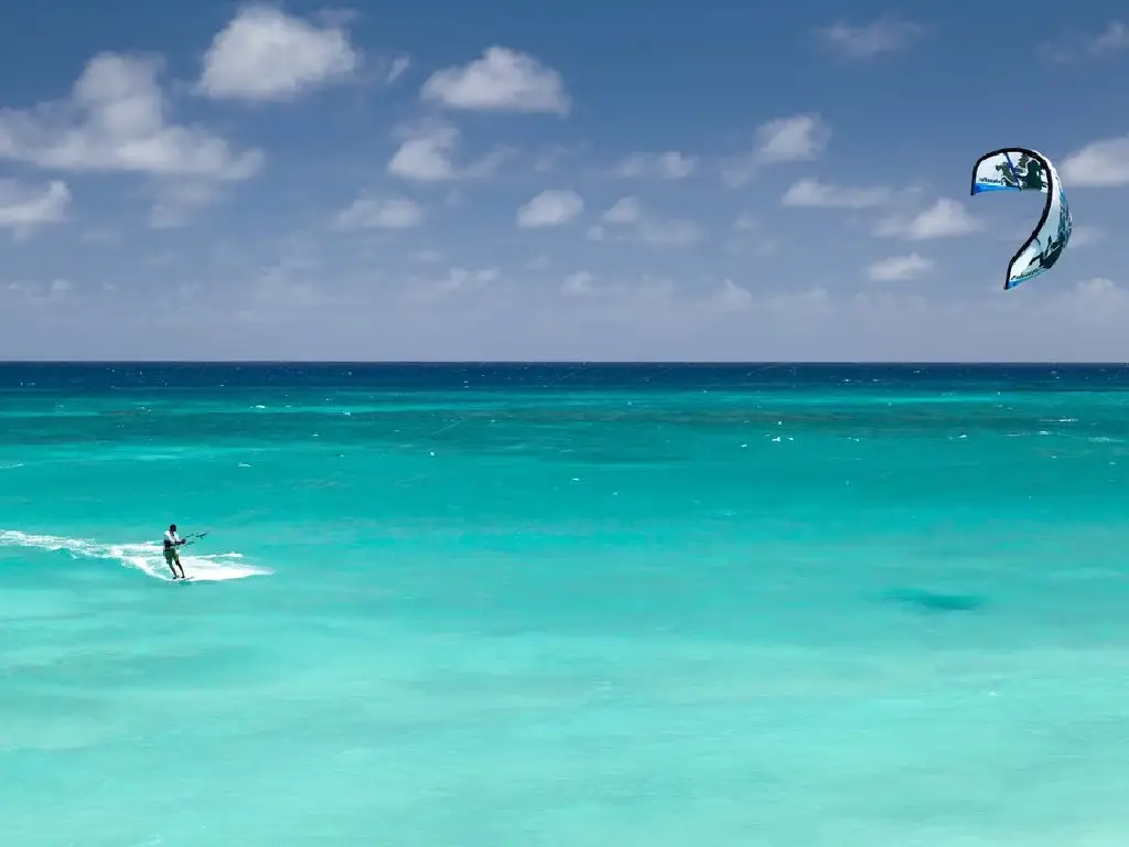 Les meilleures activités nautiques à Bizerte 10 Kitesurf - bizerte