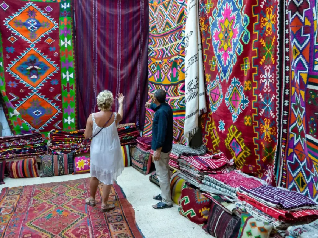 Explorez le meilleur endroit pour faire du shopping à Djerba 11 The Djerbian carpets