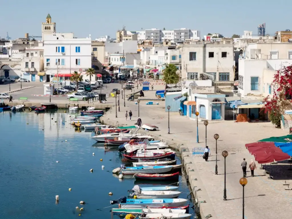 Les meilleures activités nautiques à Bizerte 14 pêche en bateau bizerte