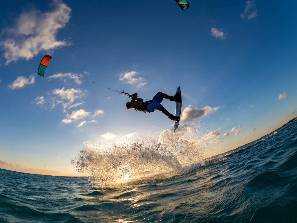 Kitesurf à Djerba : spots, écoles et conseils pratiques 8 le sport notique : kitesurf a djerba